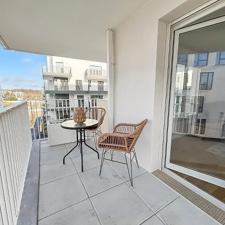 Balcon Ensoleillé, Design Moderne Appartement Châtenay