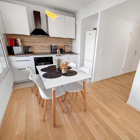 Apartamento Balcon Ensoleille, Design Moderne Châtenay