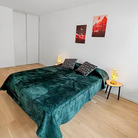 Balcon Ensoleille, Design Moderne * Chatenay-Malabry